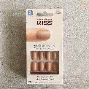 🎁Free Gift: Ready-to-Wear Gel Nails
